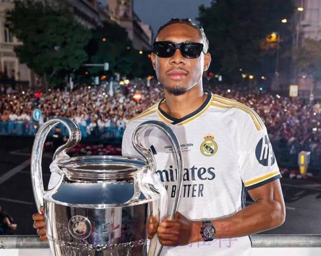 罗马诺:不管齐达内未来如何 阿拉巴将成皇马首签 罗马诺:不管齐达内未来如何 阿拉巴将成皇马首签